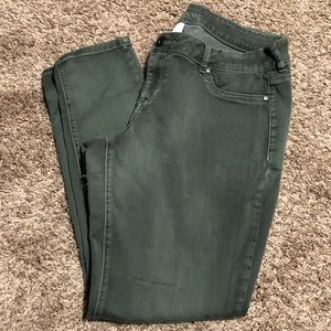 Maurice’s Olive Jagging